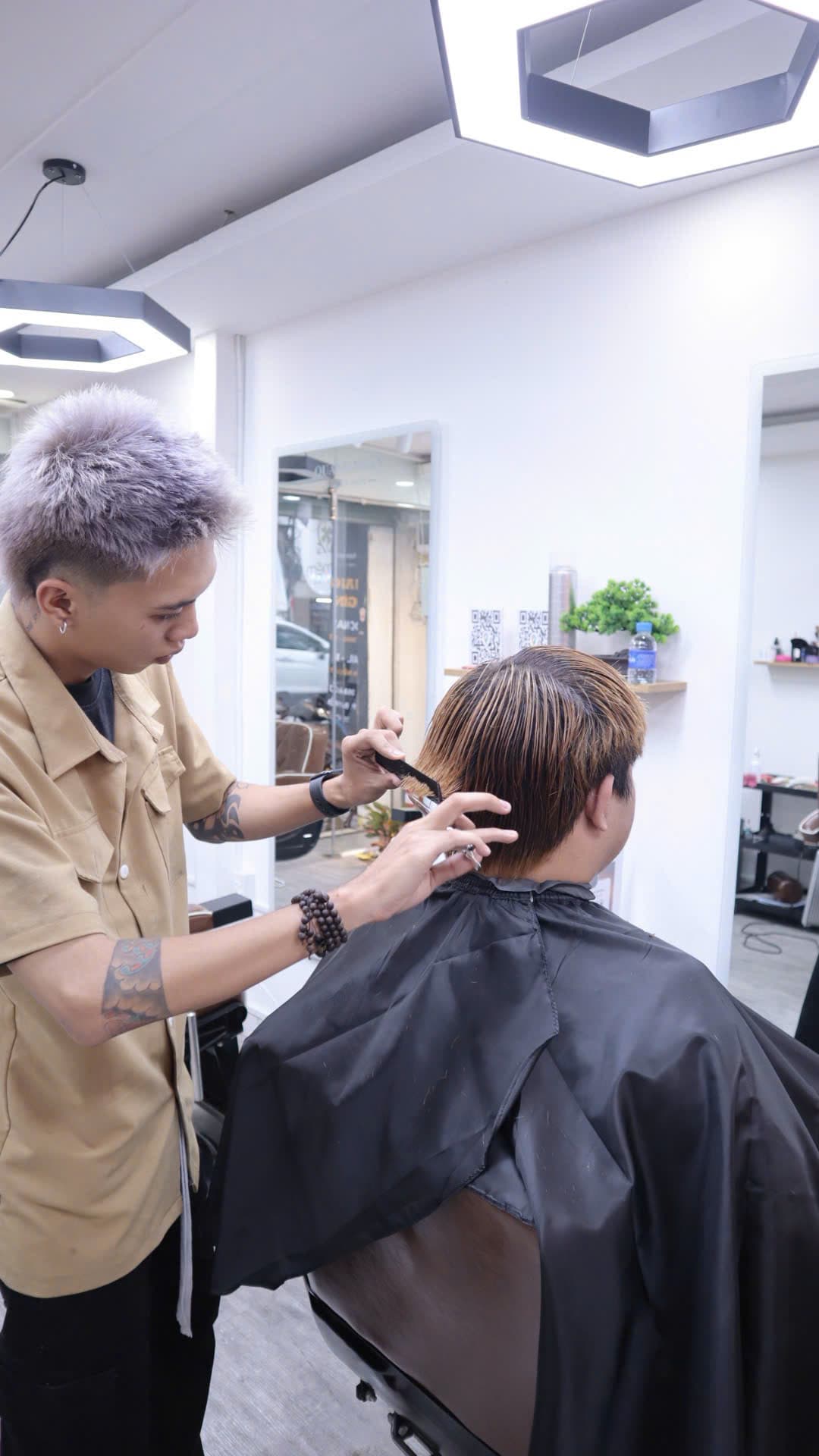Ảnh tại Quang Ngân Men's Hair Salon